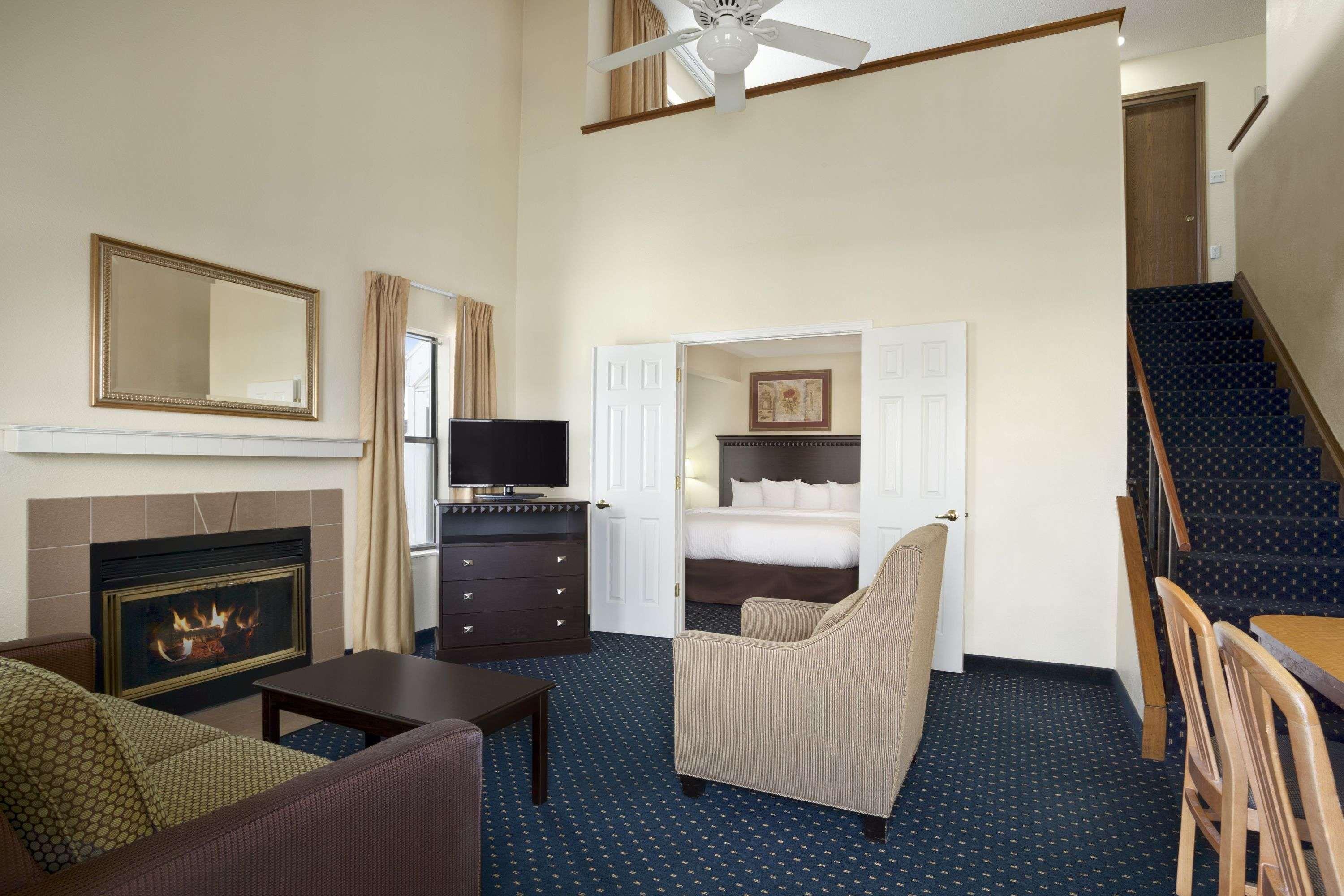 Hawthorn Extended Stay By Wyndham Fort Wayne Eksteriør billede